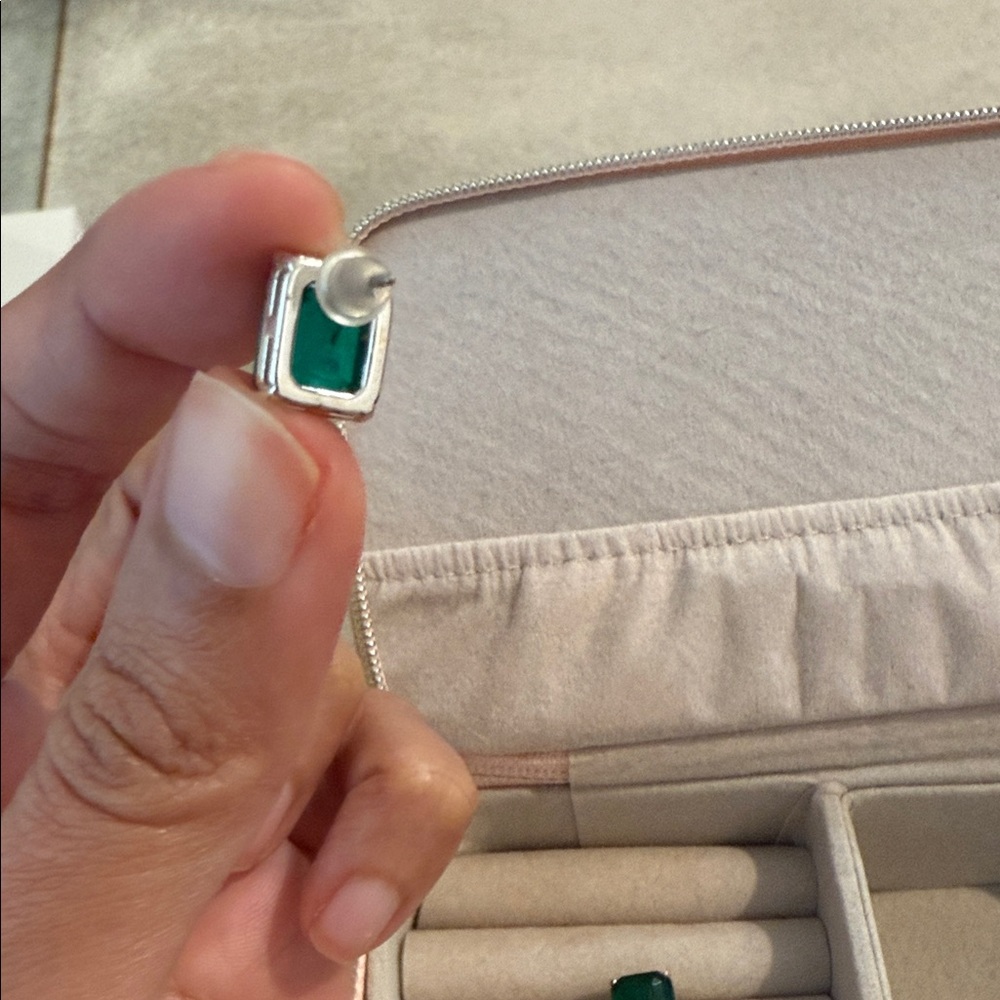 Emerald Green Ralph Lauren Earrings and free unbranded pendant - Picture 2 of 5